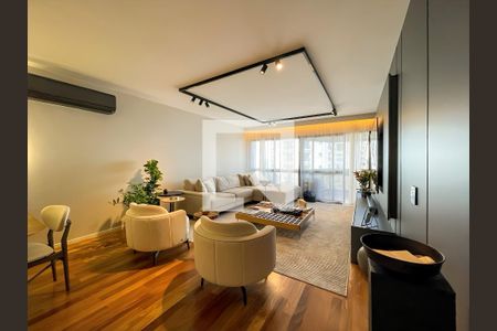 Sala  de apartamento à venda com 4 quartos, 168m² em Perdizes, São Paulo