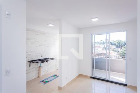 Sala de apartamento para alugar com 2 quartos, 40m² em Nossa Senhora do O, São Paulo
