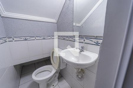 Lavabo de casa para alugar com 3 quartos, 239m² em Jardim Ponte Rasa, São Paulo