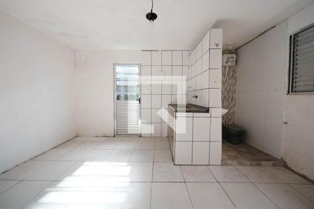 Kitnet de casa para alugar com 1 quarto, 20m² em Jardim Coimbra, São Paulo