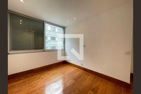 Apartamento à venda com 4 quartos, 575m² em Funcionários, Belo Horizonte