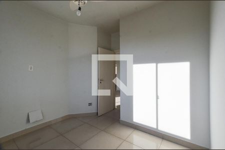 Quarto 2 de apartamento para alugar com 3 quartos, 70m² em Santa Efigênia, Belo Horizonte
