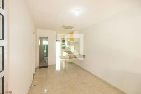 Sala de casa para alugar com 2 quartos, 80m² em Campo Grande, Rio de Janeiro