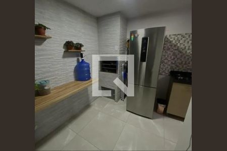 Cozinha de casa de condomínio para alugar com 2 quartos, 60m² em Olaria, Canoas