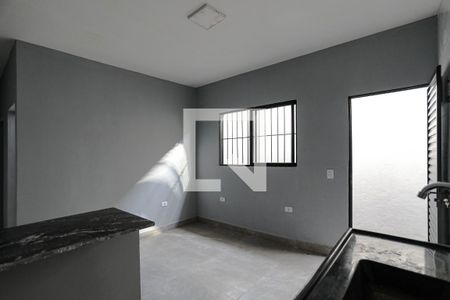 Cozinha de kitnet/studio para alugar com 2 quartos, 60m² em Jundiapeba, Mogi das Cruzes