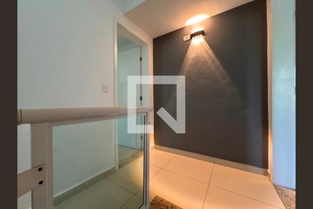 Corredor de casa à venda com 3 quartos, 151m² em Recreio dos Bandeirantes, Rio de Janeiro