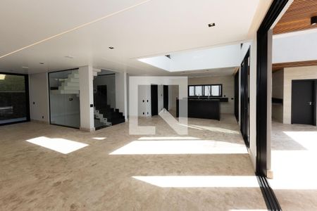 Sala 1 de casa de condomínio à venda com 5 quartos, 560m² em Chácara Silveira Ramos, Nova Lima