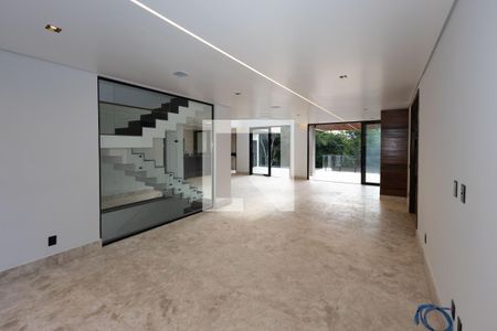 Sala 2 de casa de condomínio à venda com 5 quartos, 560m² em Chácara Silveira Ramos, Nova Lima