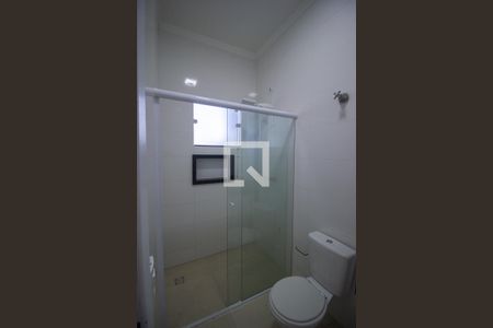 Banheiro da Suíte de casa de condomínio para alugar com 3 quartos, 115m² em Loteamento Dinora Rosa, Sorocaba
