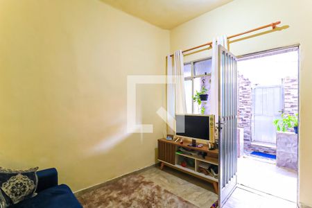 Casa para alugar com 2 quartos, 70m² em Pilares, Rio de Janeiro