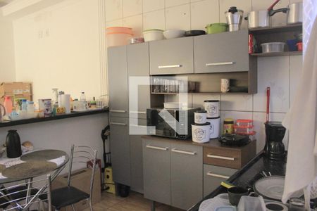 Cozinha de casa para alugar com 2 quartos, 56m² em Jardim Adriana, Guarulhos
