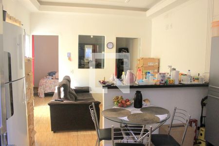 Cozinha de casa para alugar com 2 quartos, 56m² em Jardim Adriana, Guarulhos