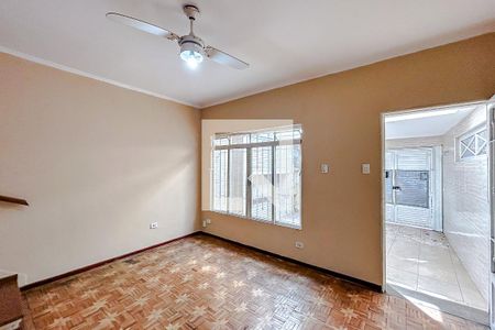 Sala de casa para alugar com 3 quartos, 110m² em Parque São Jorge, São Paulo