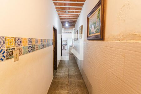 Corredor de casa à venda com 4 quartos, 360m² em Boa Vista, Belo Horizonte