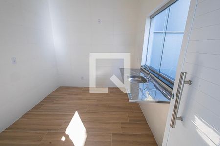 cozinha de casa de condomínio para alugar com 3 quartos, 70m² em Pindorama, Belo Horizonte