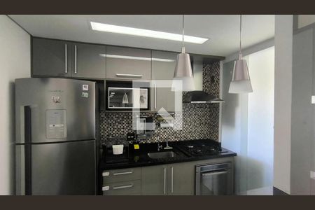 Cozinha de apartamento à venda com 2 quartos, 57m² em Santo Antônio, Osasco