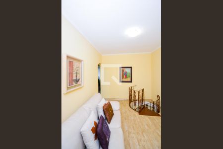 Sala de Estar de casa à venda com 4 quartos, 170m² em Jardim Santa Clara, Guarulhos
