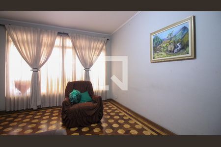 Casa à venda com 5 quartos, 188m² em Vila Antonieta, São Paulo
