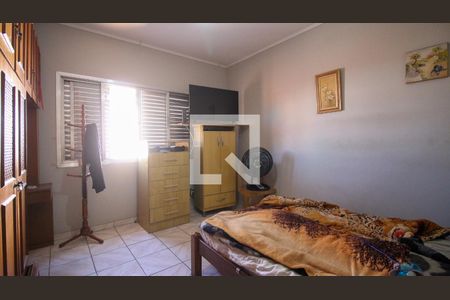 Casa à venda com 5 quartos, 188m² em Vila Antonieta, São Paulo