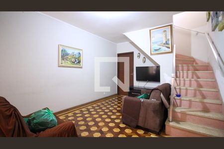 Casa à venda com 5 quartos, 188m² em Vila Antonieta, São Paulo