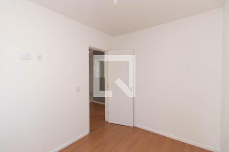 Quarto 1 de apartamento para alugar com 2 quartos, 35m² em Parque Vitoria, São Paulo
