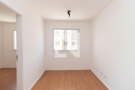 Sala de apartamento para alugar com 2 quartos, 35m² em Parque Vitoria, São Paulo