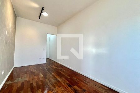 Sala de apartamento para alugar com 2 quartos, 50m² em Vila Mira, São Paulo