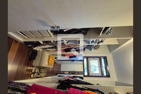 Casa à venda com 3 quartos, 300m² em São Francisco, Niterói