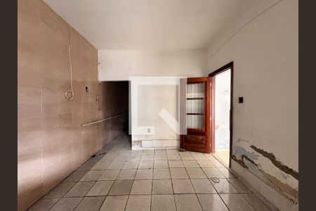 Sala casa 1 de casa à venda com 4 quartos, 120m² em Vila Scarpelli, Santo André