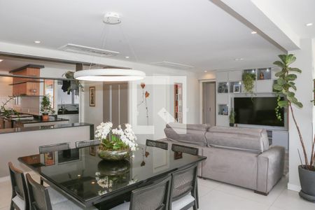 Sala e Varanda Gourmet de apartamento à venda com 3 quartos, 134m² em Vila Anastácio, São Paulo