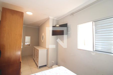 Quarto 1 de casa para alugar com 3 quartos, 100m² em Vila Socorro, São Paulo