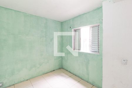 Quarto de casa para alugar com 1 quarto, 45m² em Vila Veloso, Carapicuíba