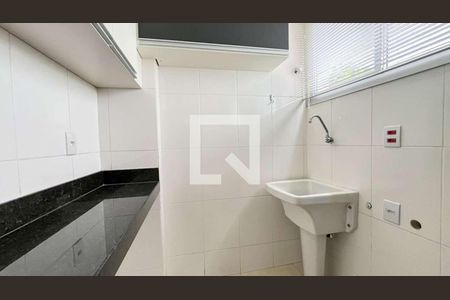 Apartamento à venda com 3 quartos, 108m² em Itapoã, Belo Horizonte