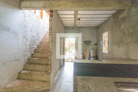Escada  de casa à venda com 1 quarto, 50m² em Jardim Bandeirantes, Diadema
