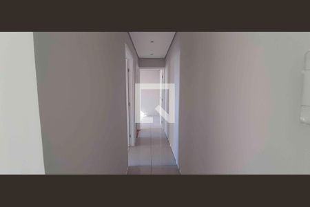 Corredor de apartamento para alugar com 2 quartos, 42m² em Jardim Boa Vista (zona Oeste), Osasco