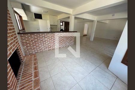 Sala de casa para alugar com 3 quartos, 220m² em Los Álamos, Cotia