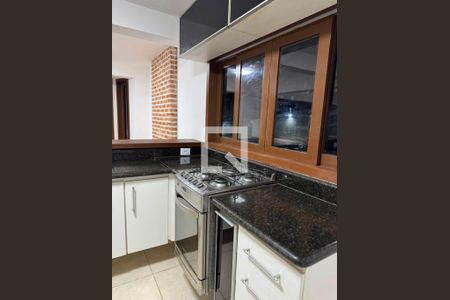 Cozinha de casa para alugar com 3 quartos, 220m² em Los Álamos, Cotia