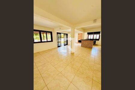 Sala de casa para alugar com 3 quartos, 220m² em Los Álamos, Cotia