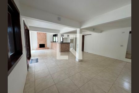 Sala de casa para alugar com 3 quartos, 220m² em Los Álamos, Cotia