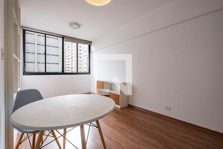 Sala/Cozinha de apartamento à venda com 1 quarto, 41m² em Vila Madalena, São Paulo