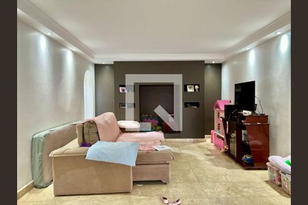 Casa à venda com 3 quartos, 300m² em Pacaembu, São Paulo