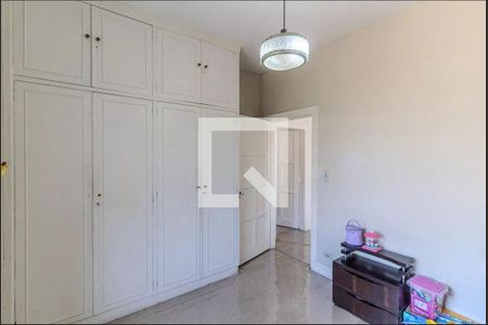 Casa à venda com 3 quartos, 300m² em Pacaembu, São Paulo