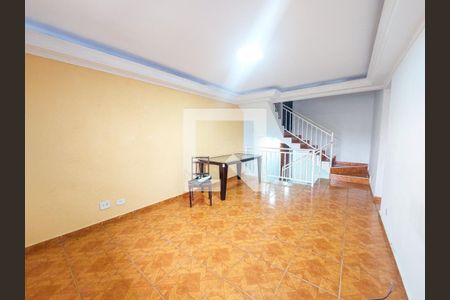 Sala de casa para alugar com 4 quartos, 230m² em Jardim Santa Josefina, São Paulo