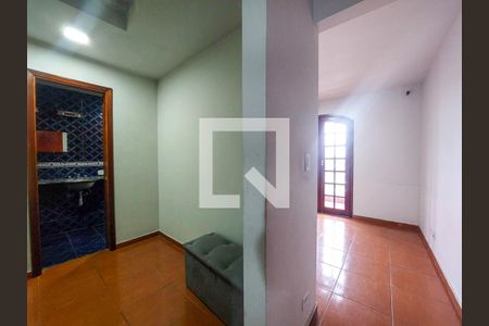 Suite de casa para alugar com 4 quartos, 230m² em Jardim Santa Josefina, São Paulo