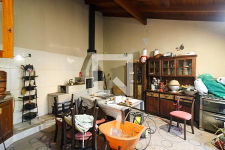 Varanda de casa à venda com 4 quartos, 233m² em Cristal, Porto Alegre