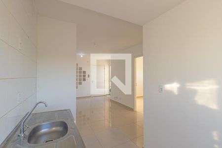 Cozinha de apartamento para alugar com 2 quartos, 45m² em Estância Velha, Canoas