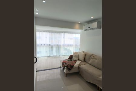 Sala de apartamento para alugar com 2 quartos, 80m² em Recreio dos Bandeirantes, Rio de Janeiro