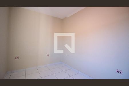Casa à venda com 2 quartos, 120m² em Jardim Santa Teresinha, São Paulo