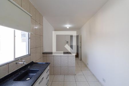 Sala/Cozinha/Área de Serviço de apartamento para alugar com 1 quarto, 30m² em Cangaiba, São Paulo