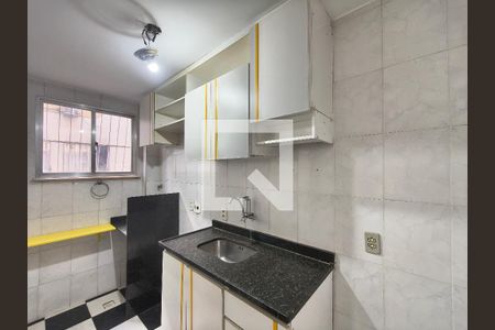 Cozinha de apartamento para alugar com 2 quartos, 52m² em Taquara, Rio de Janeiro